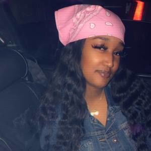 Meet your Posher, Faye